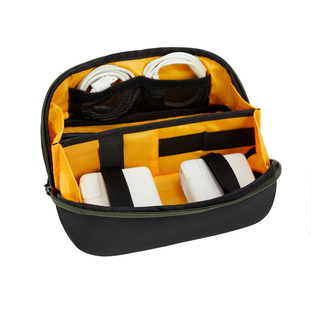 variant:41857857749069 Travelon 180 View Tech Organizer Black