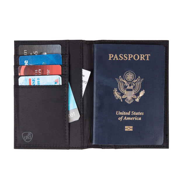 variant:41415605715021 Travelon RFID Blocking Passport Case - Black